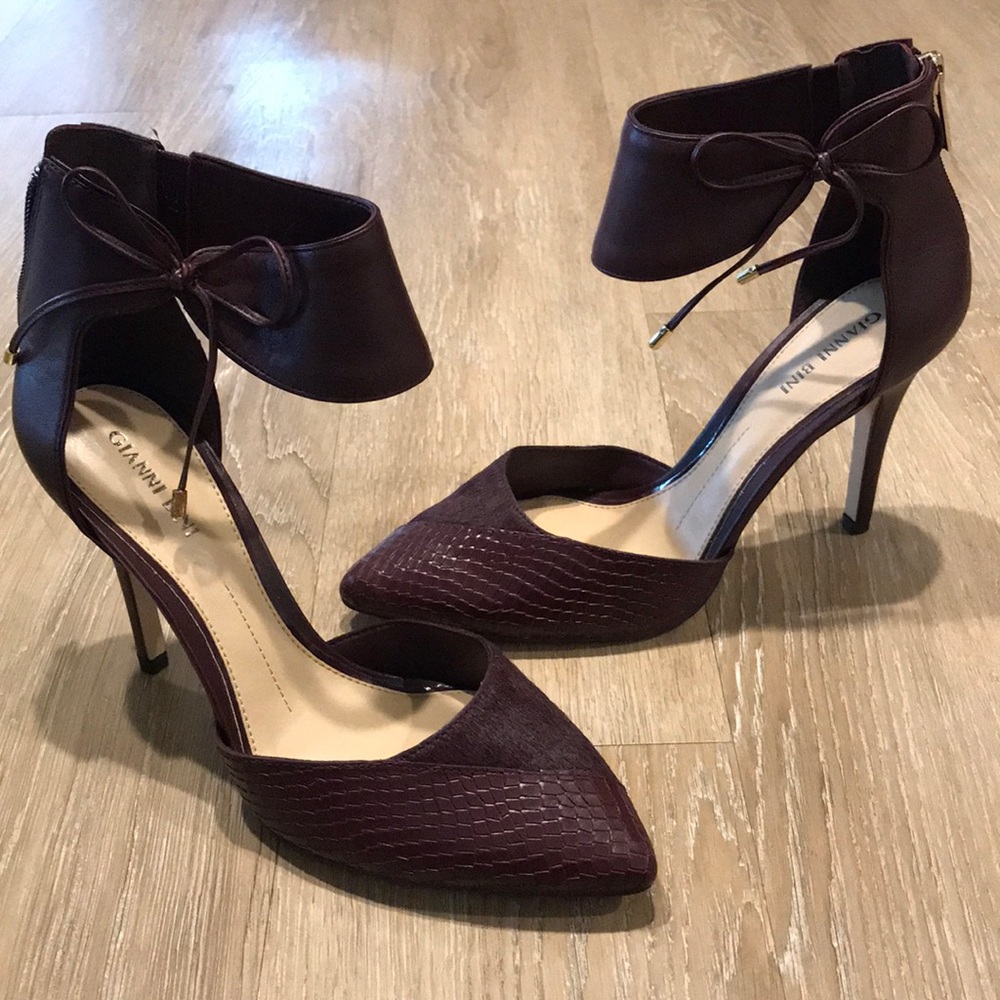Gianni Bini Deeandra Pump, Size 8.5 - NEW